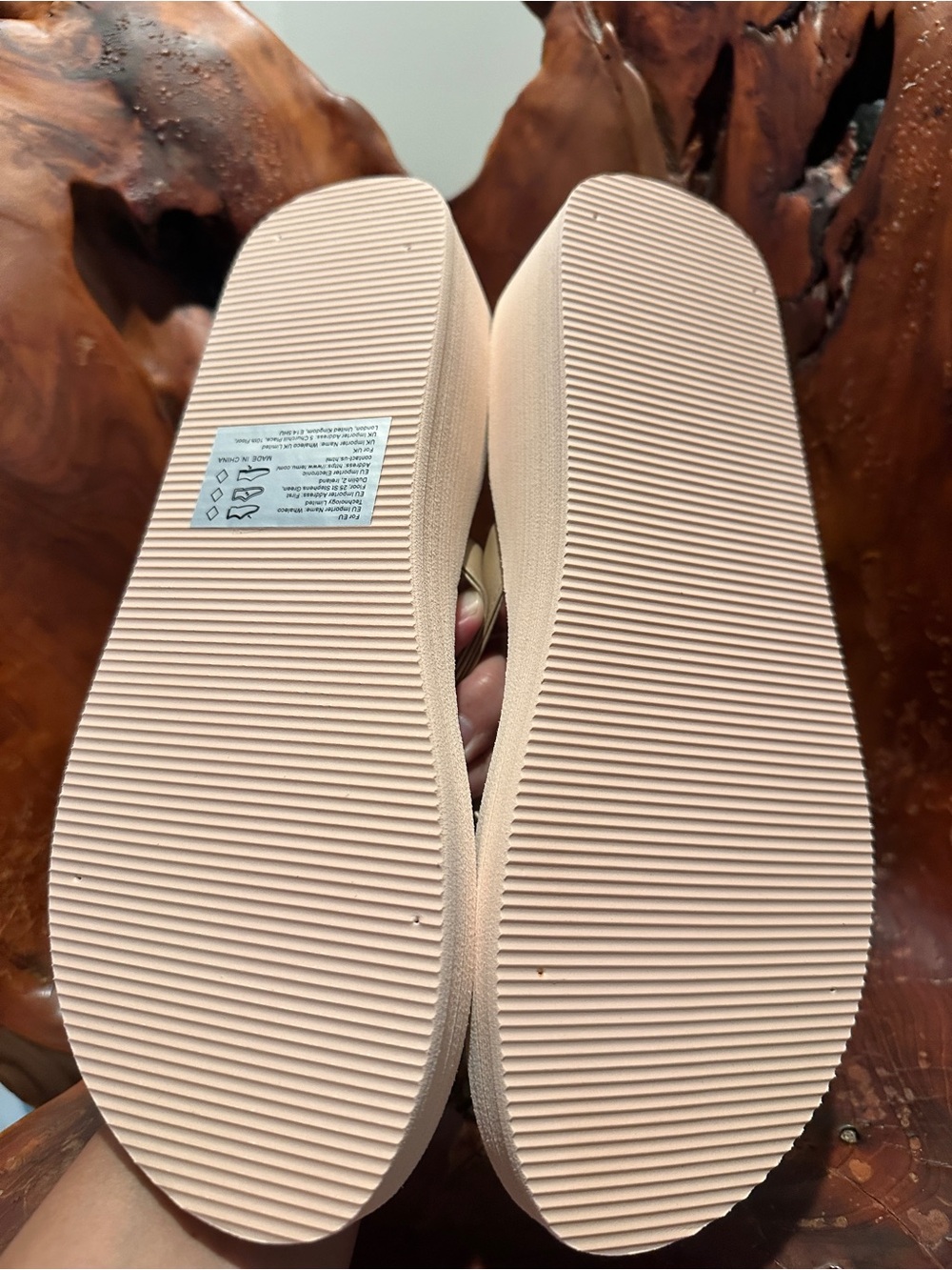 NWT 🩴 Women's Champagne 🥂 Wedge Flip-Flop Sandals US size 9 - Picture 4 of 6